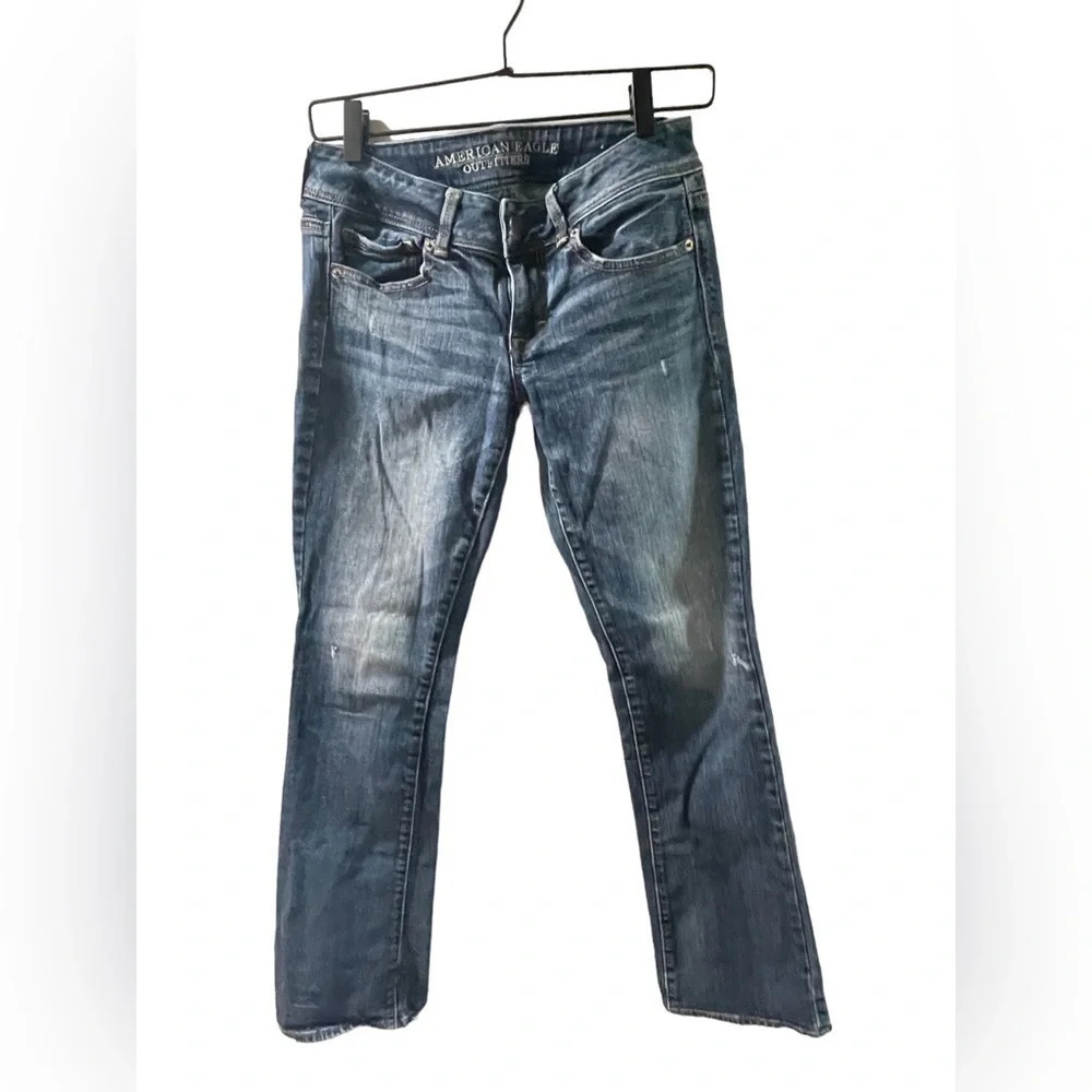 American Eagle Midrise Medium Wash Stretch Kick Boot Jeans, size 4